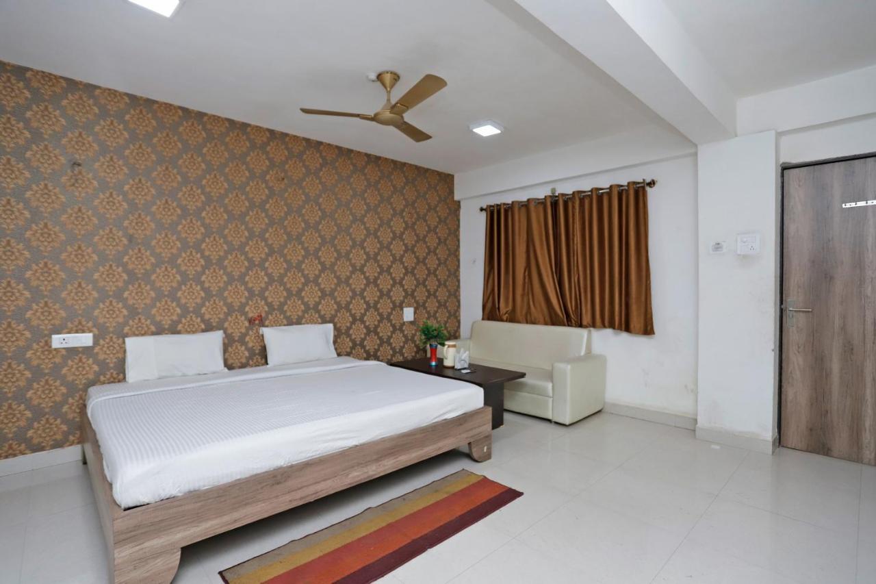 Spot On 39940 Shree Shine Hotel Satna ภายนอก รูปภาพ