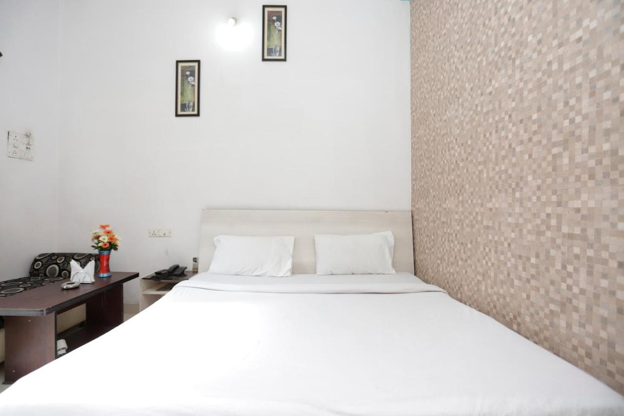 Spot On 39940 Shree Shine Hotel Satna ภายนอก รูปภาพ